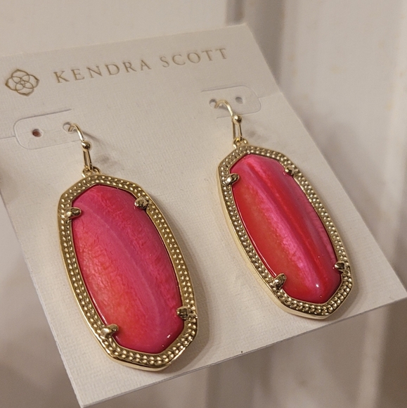 Kendra Scott Red Mother of Pearl Elle Earrings - Picture 1 of 16